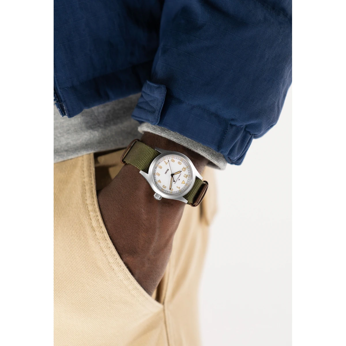 SEHM0016 HAMILTON KHAKI FIELD QUARTZ alb curea verde nato (5)