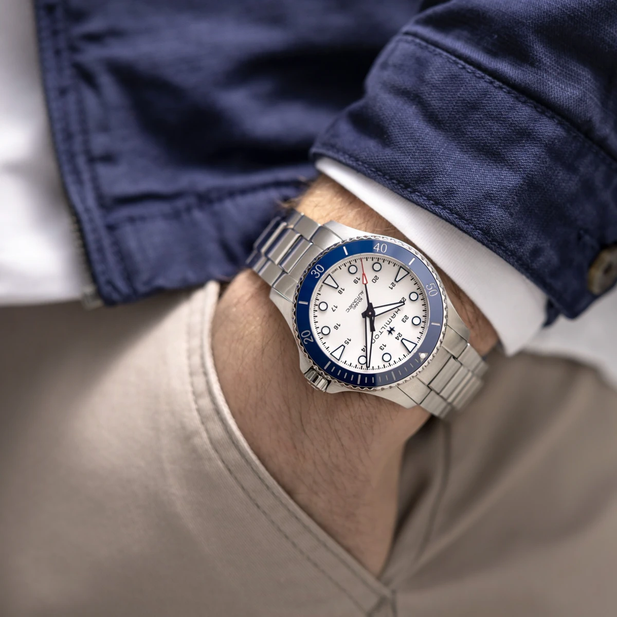 SEHM0022 HAMILTON KHAKI NAVY SCUBA AUTO alb curea din metal (4)