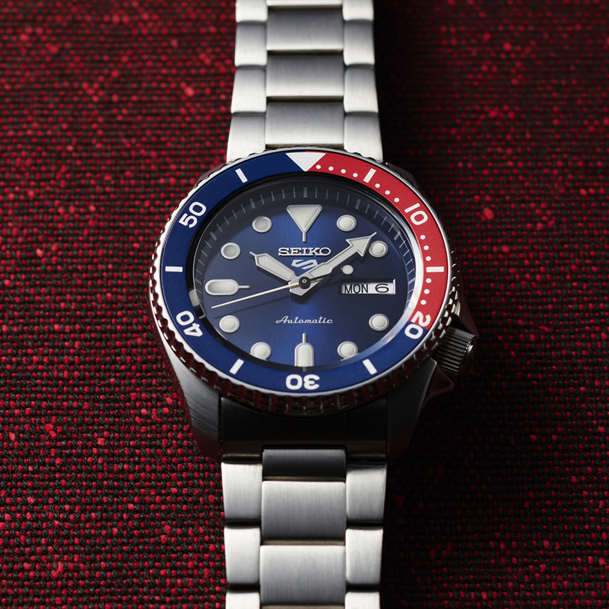 Seiko 5 Sports Diver Style SRPD53